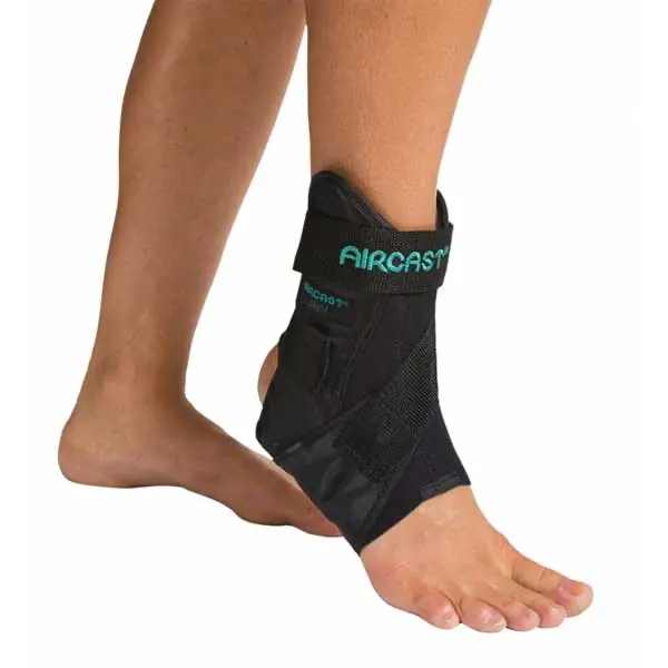 AirSport – Ankle orthosis with foam filled air chambers from Aircast.